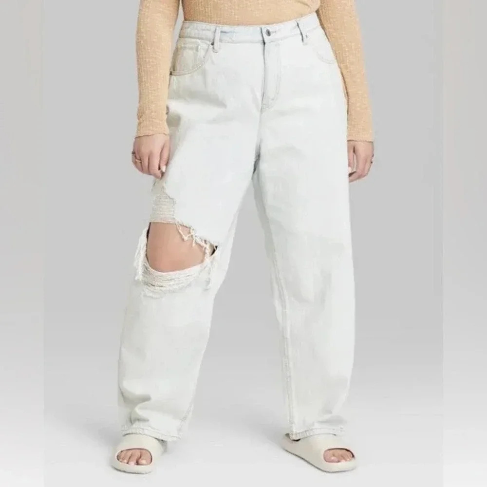 WILD Fable- High Rise Dad Jean​ light wash size 8 - Picture 2 of 11